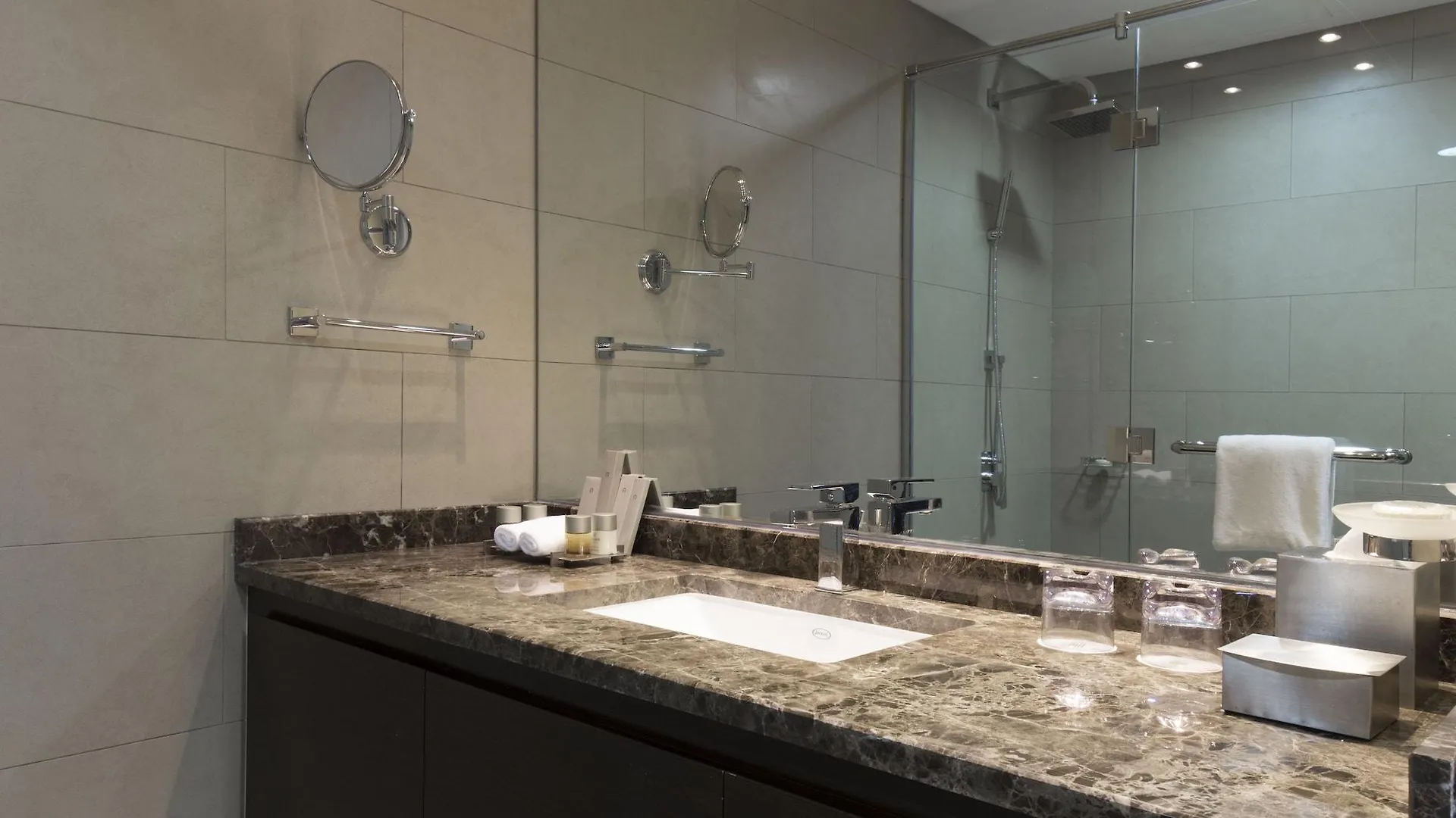 Aparthotel La Verda Suites And Villas Dubai Marina