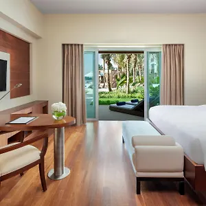 https://park-hyatt.sharjah-hotels.com