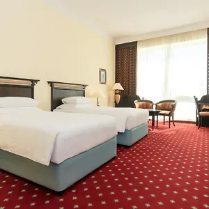 Copthorne Airport Дубай