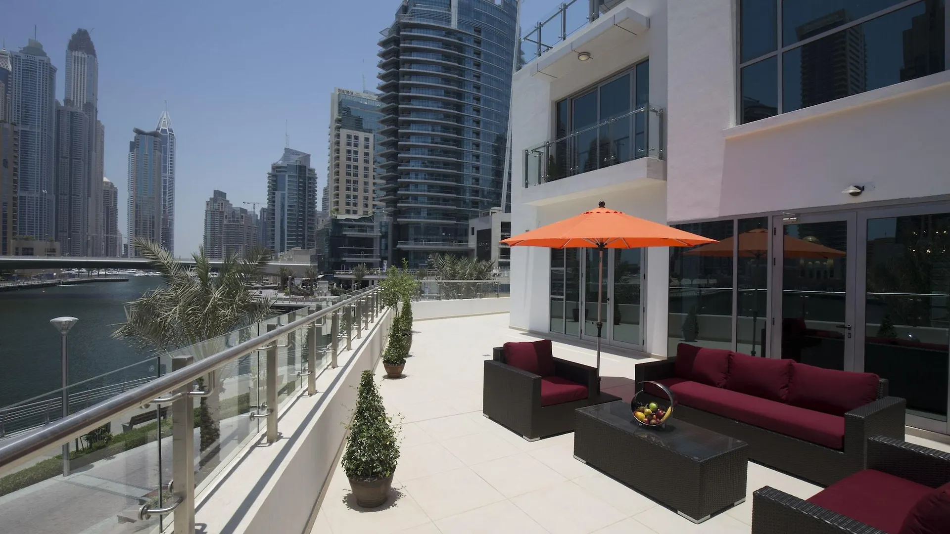 ***** アパートホテル La Verda Suites And Villas Dubai Marina アラブ首長国連邦