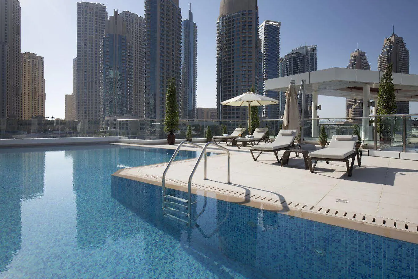 La Verda Suites And Villas Dubai Marina アラブ首長国連邦