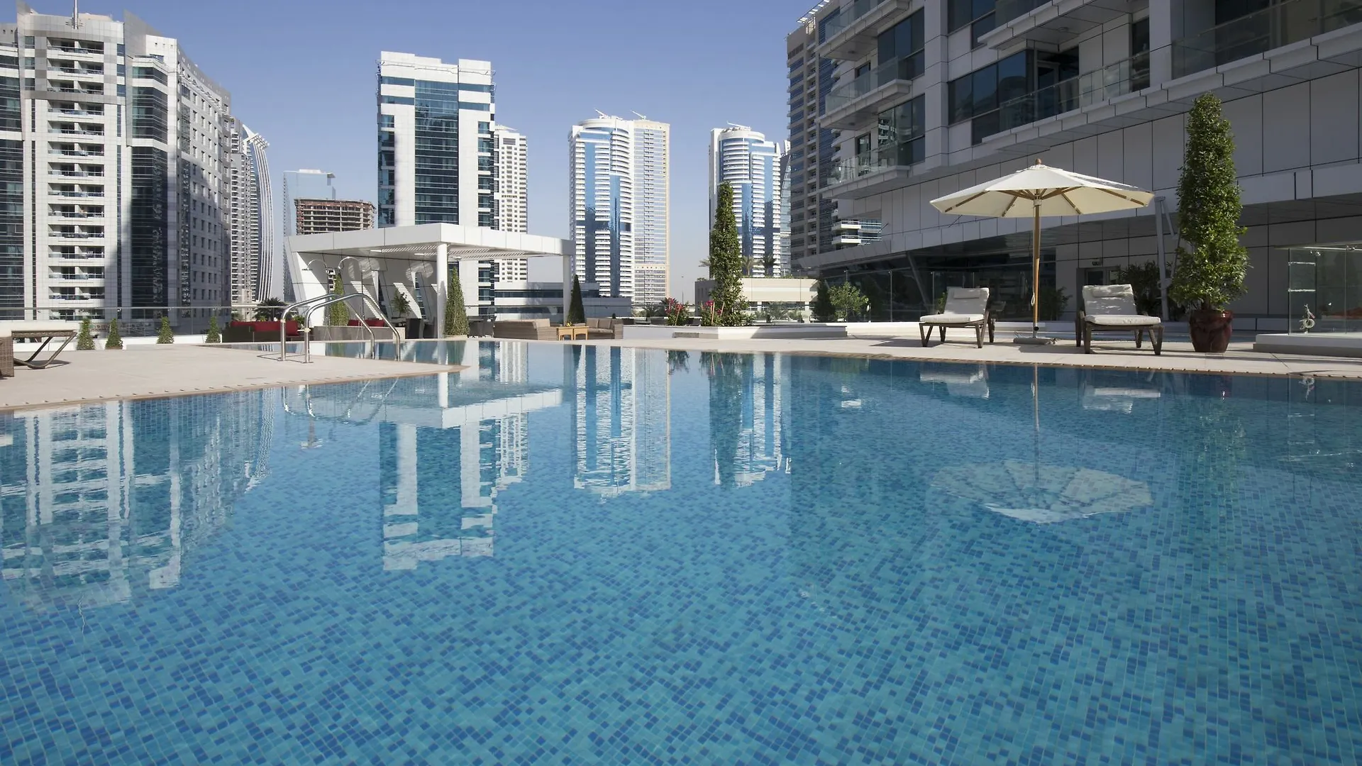La Verda Suites And Villas Dubai Marina