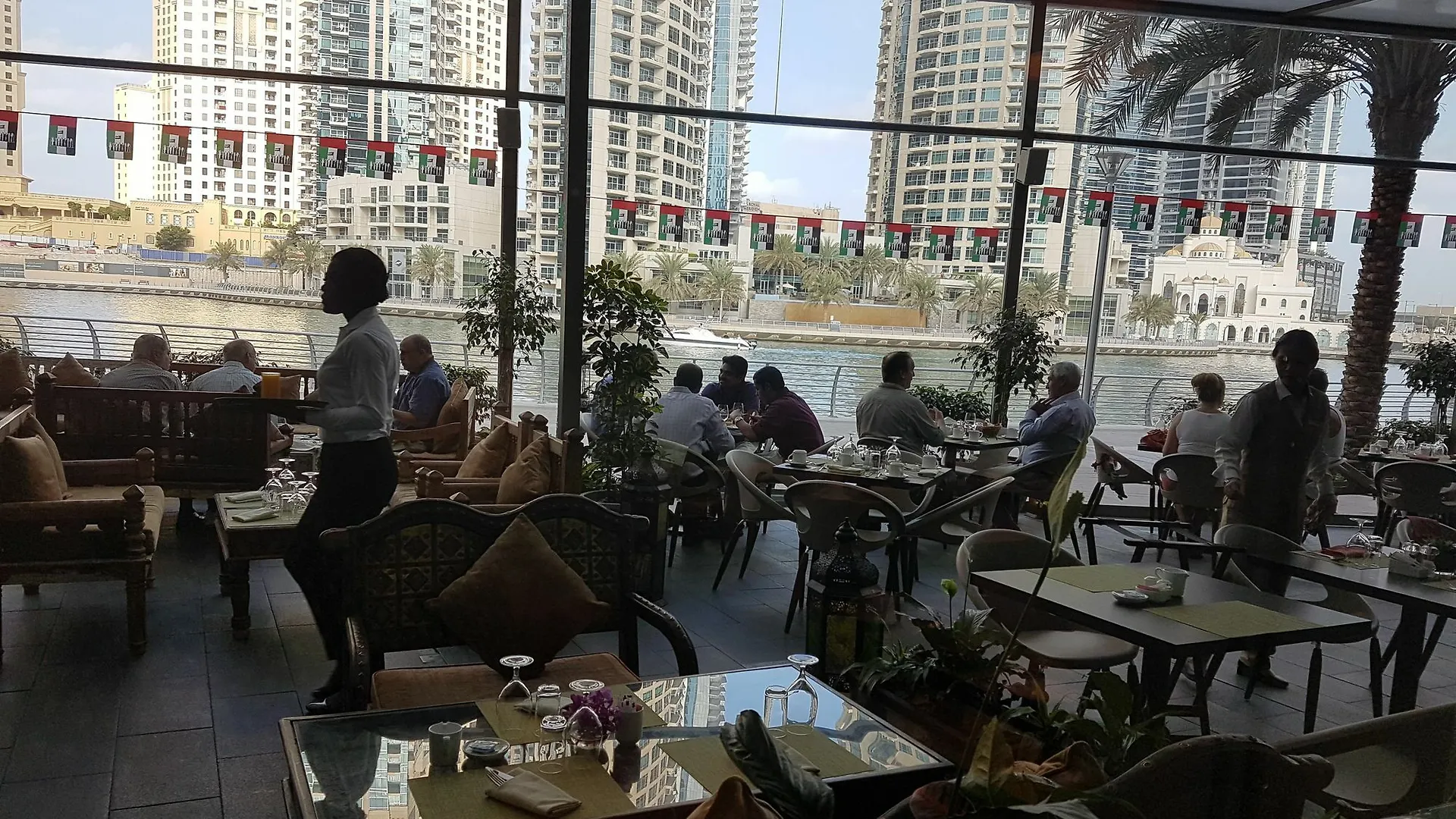 La Verda Suites And Villas Dubai Marina 5*,